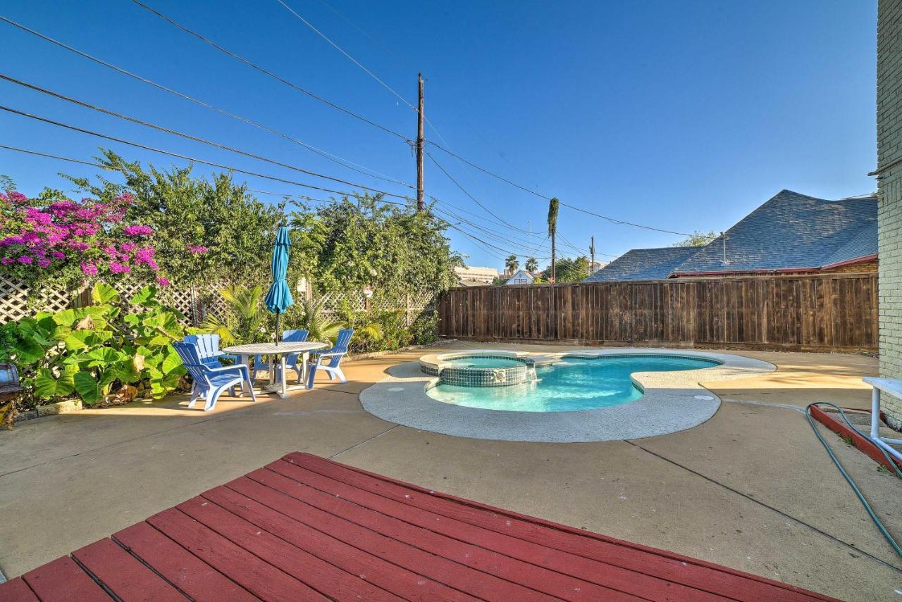 Corpus Christi Home With Pool And Hot Tub Walk To Bay المظهر الخارجي الصورة
