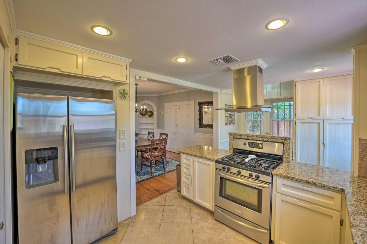 Corpus Christi Home With Pool And Hot Tub Walk To Bay المظهر الخارجي الصورة